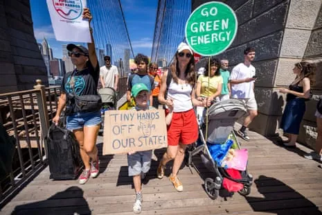 Sun Day: US Climate Activists will Unite for Clean Power During Regulatory Rollbacks