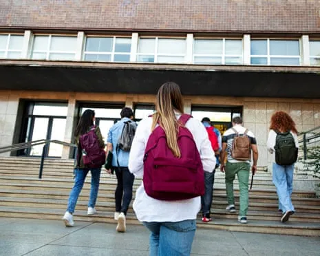 While Teen Boys Move Right, the Emergence of the 'New Chill Girl' Trend Becomes Visible
